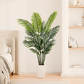Hochwertige Areca Kunstpalme als dekorativer Akzent im Wohnzimmer