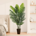 Nahaufnahme der naturgetreu gestalteten Palmwedel der Areca Kunstpflanze