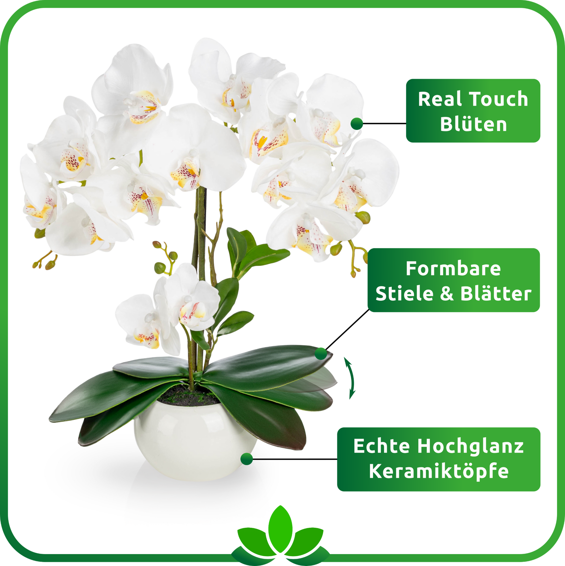 Weiße künstliche Orchidee in glänzendem Keramiktopf auf Holzregal