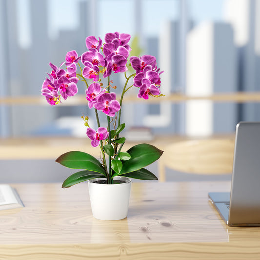 Detailaufnahme der realistischen Orchideenblüten in kräftigem Lila
