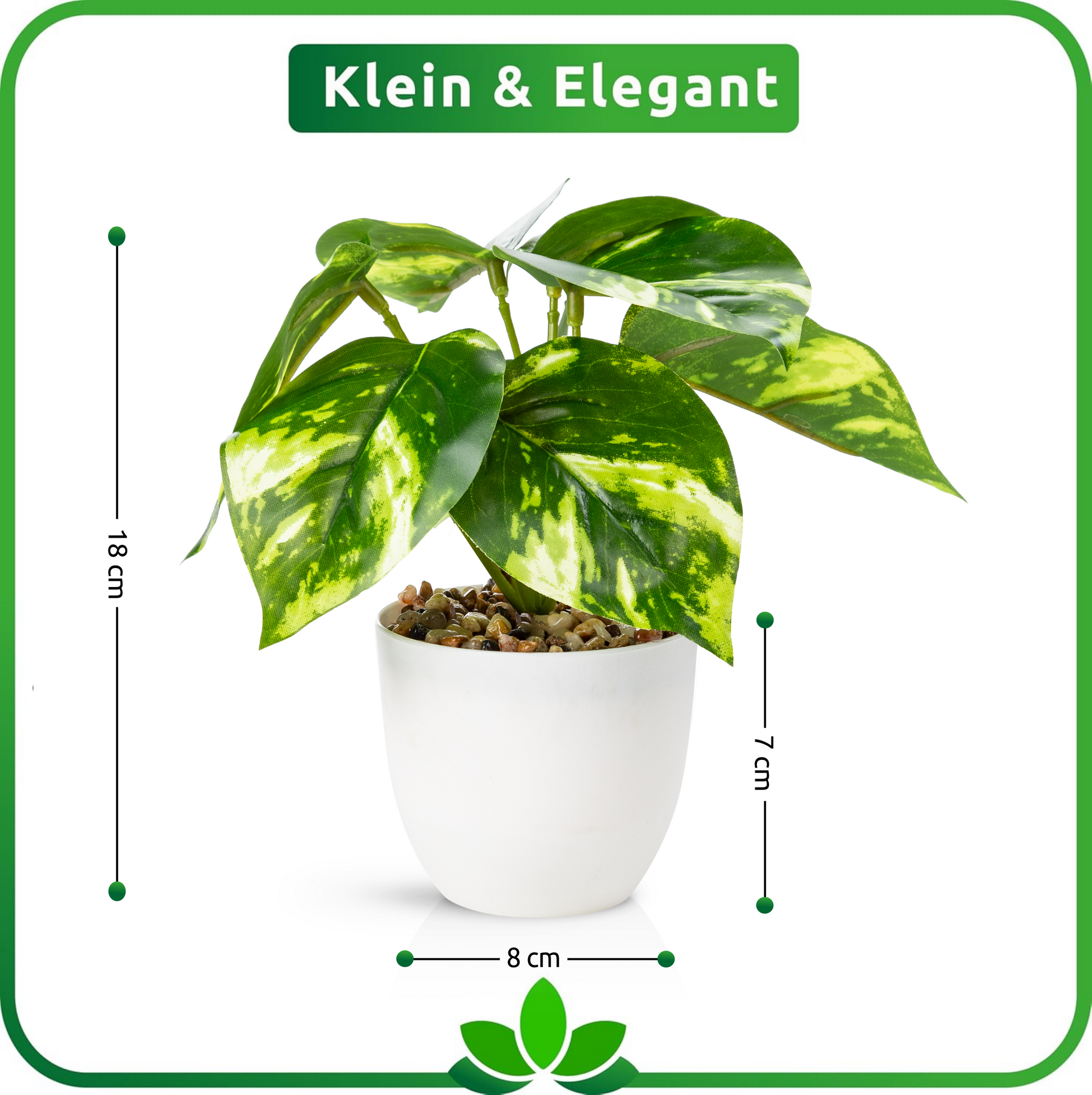 Realistisch wirkende Efeu-Pflanze in robustem weißen Blumentopf