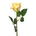 Zwölf künstliche gelbe Rosen mit grünen Blättern, realistische Seidenblumen auf weißem Hintergrund, perfekt für Dekoration und Floristikprojekte.